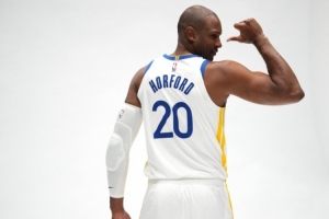 NBA历史仅11人达成！霍福德谈第20个赛季：一年一年坚持，不知不觉就到了