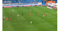铁人2-0领先海牛！热菲尼奥内切爆杆，一记世界波直挂死角