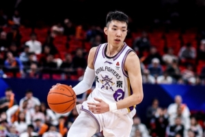 媒体人：北控经历休赛期重大调整仍获开门红 值得肯定