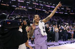 凯拉·查尔斯盛赞加比：攻防全能的超级巨星