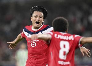 日媒：上田绮世左脚足底筋膜撕裂 至少伤缺三个月恐无缘亚洲杯