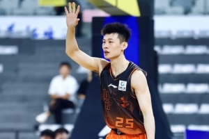 媒体人:今夏山东阵容全面升级实力不俗 现在最需要的是充分磨合