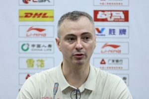广东主帅：上海打得很有侵略性&对抗强度很高 他们配得上这场胜利