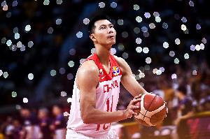 情谊满载！恭祝中国男篮传奇易建联39岁生日快乐