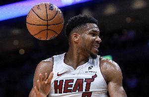 开季已三连败！热火先发：小米切尔&克莱&字母哥&阿德巴约&维金斯
