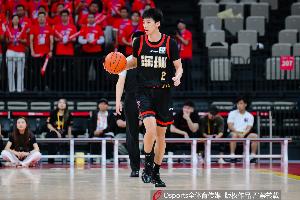 打得可以！卢鹏羽10投7中&三分3中0得到18分4板