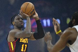 三分6中4！奥孔武：就算三分投不进也要继续投 教练希望我多投