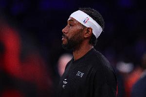 夸梅·布朗：伦纳德不是差劲的球员 他只是在利用NBA的制度