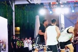 降维打击啊！凯尔登·约翰逊中国行实战3V3频频上演暴扣