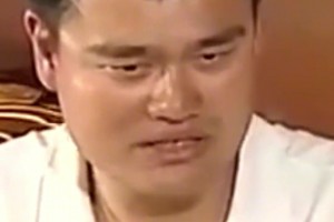 绝对实力！姚明：我把钱德勒打的很难看 感觉我也能进NBA
