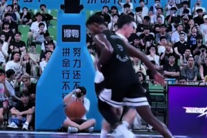 “伦纳德、保罗乔治、杰伦格林三个人那个背运更细节？...