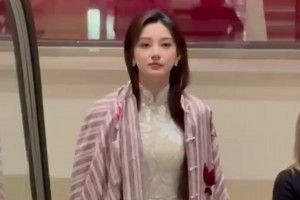 恭喜女神大赛夺冠！马凡舒真是越来越好看了呀，衣品不错~