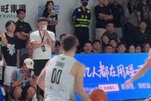 “25岁正值巅峰的野球丹尼能否冲击CBA职业呢？！”